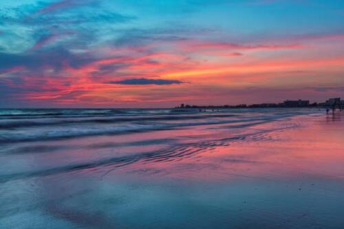 Pink Sunset at Siesta Key beach, Gulf Mexico, Florida.